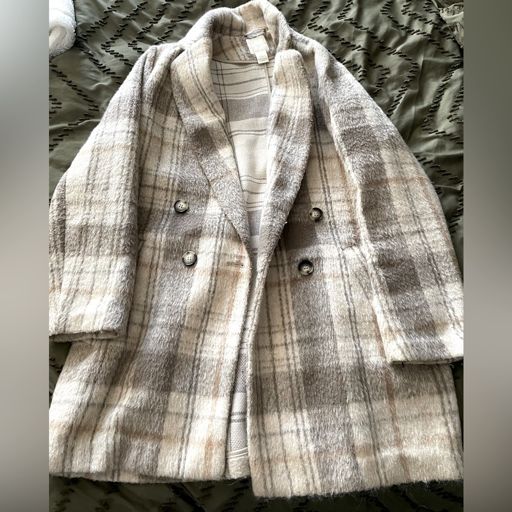H&M Women’s Winter Plaid Peacoat